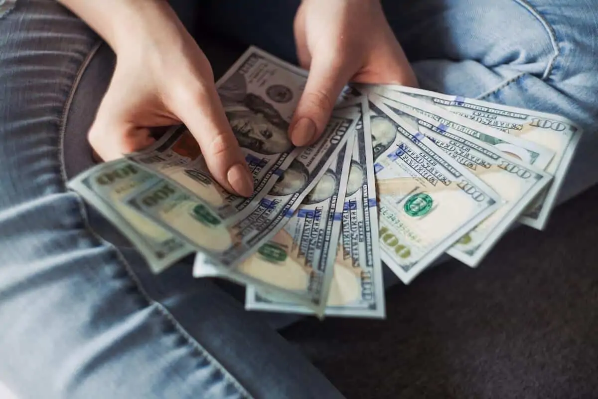 Savings Rate 65%