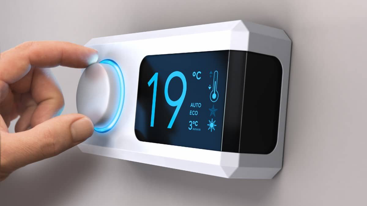 15 Smart Ways Retirees Cut Costs Quietly Suboptimal Thermostat Settings